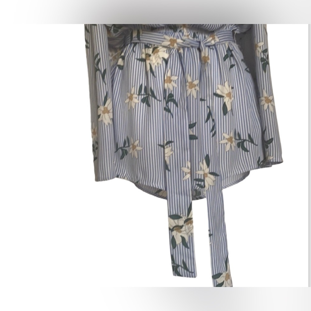 VOGE boutique floral print striped off shoulder size medium - Picture 3 of 5